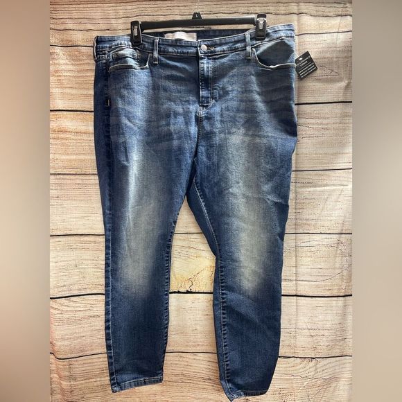 Signature by Levi Strauss Denim - Levi’s Signature Jeans